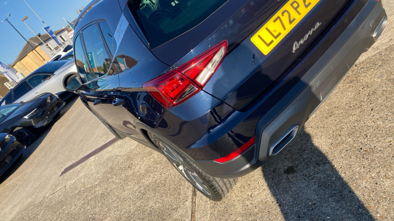 SEAT Arona 1.0 TSI 110 FR Sport 5dr DSG Petrol Hatchback